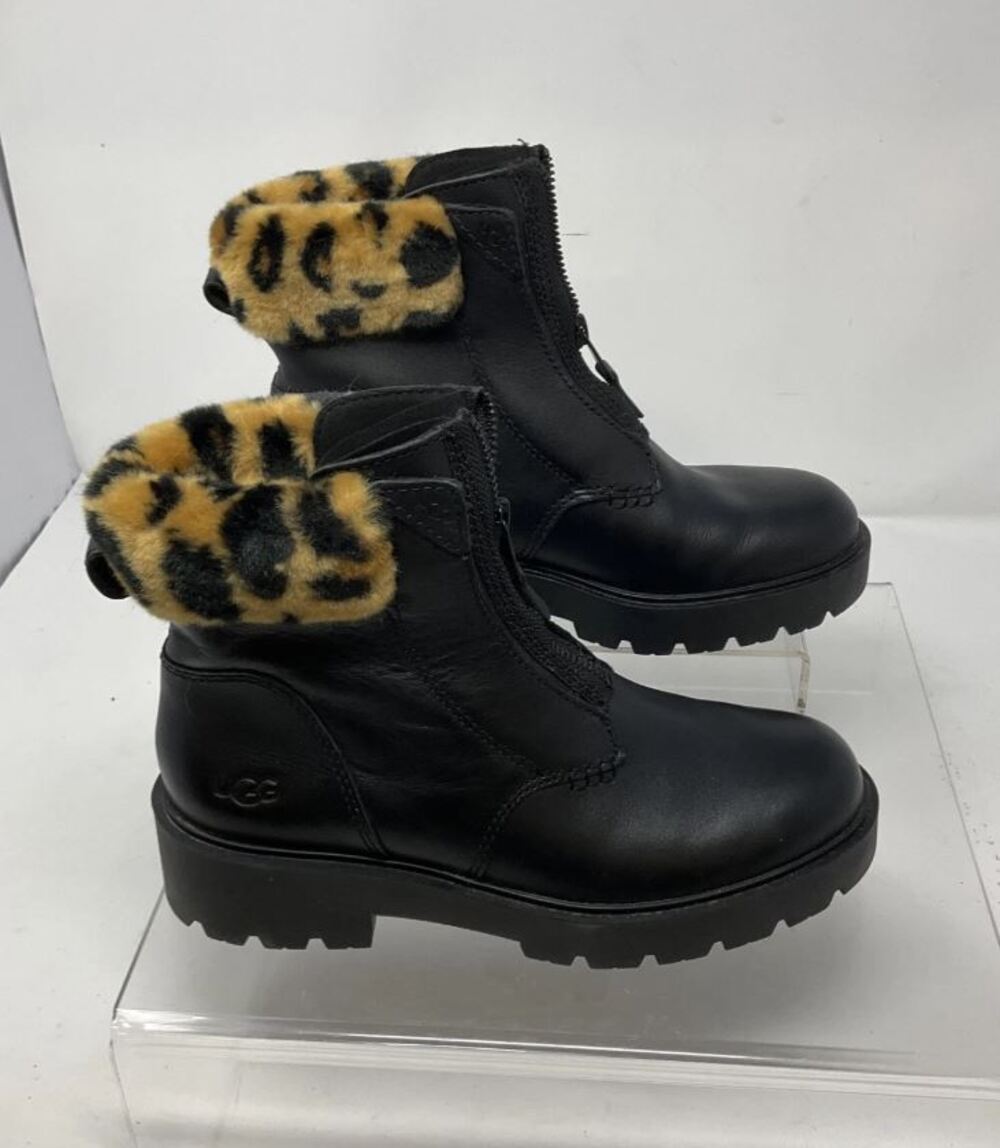 UGG CZERIESA Panther Print Black Leather Zip Ankle Boots Women’s Size 7